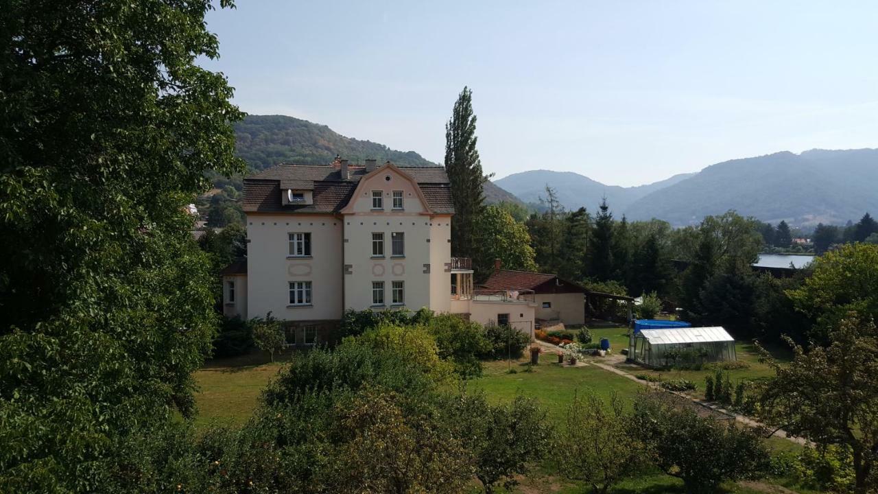 Villa Federer Dolni Zalezly Exterior foto